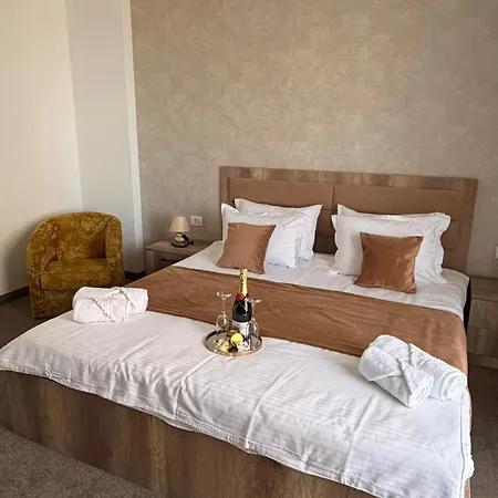 Alemar Mamaia Nord Hotel